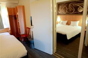 Hotels ibis Les Herbiers : Deux Chambres Doubles Adjacentes 