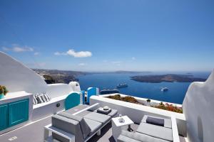 Dreams Luxury Suites Santorini Greece