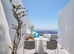 Dreams Luxury Suites Santorini Greece