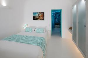 Dreams Luxury Suites Santorini Greece