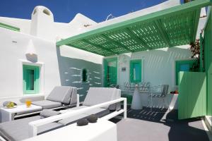 Dreams Luxury Suites Santorini Greece