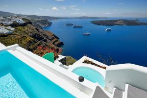 Dreams Luxury Suites Santorini Greece