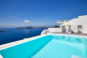 Dreams Luxury Suites Santorini Greece