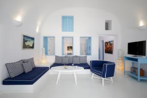 Dreams Luxury Suites Santorini Greece