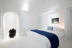 Dreams Luxury Suites Santorini Greece