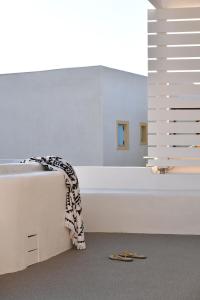 21 luxury apartments Paros Greece