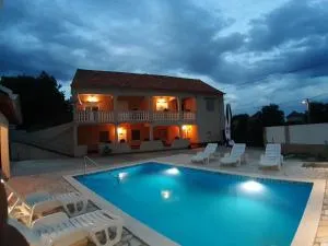 Apartment Elena - Prkos