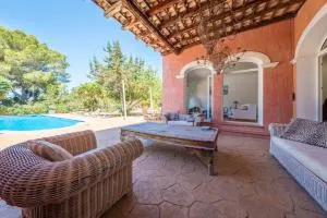 Exclusive Villa in Porroig - 艾斯库拜尔斯