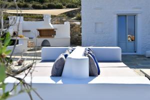 Nisides Villa Kostos Paros Greece