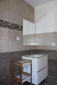 Campings Camping les Chenes : photos des chambres