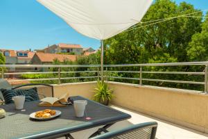 Hedera Estate, Hedera A1