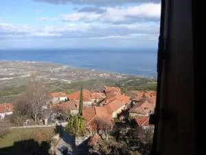 Guesthouse Oneiro - Nezerós