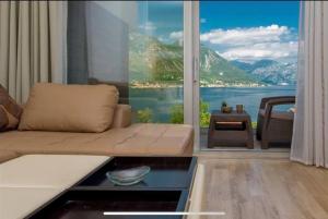 LaNi Lux View with Swimming Pool