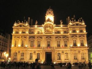 Appartements Le Calme de l’Opera. : photos des chambres