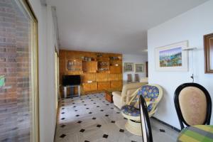 Three-Bedroom Apartment room in PRINCIPADO ARENA III - FINCAS ARENA