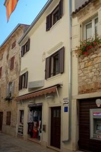 Arbel Apartments