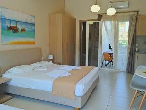 Minimalistic Apartment Near the Sea Heraklio Greece