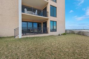 The Palms #101 Condo