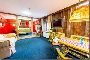 Hotel Gutshof Wellenbad Schwerte Germany J2ski