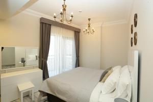 Two-Bedroom Apartment room in Marbella Holiday Homes