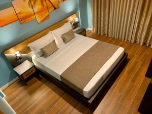 EKA Luxury Two-Bedroom Premium Apartment 2