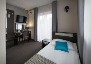 Single Room room in Hotel Capitol
