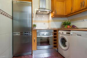 Guernica II - Estilo, Confort y Ubicación Perfecta en Embajadores