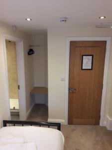 Single Room with Private Bathroom room in Nelthorpe Arms