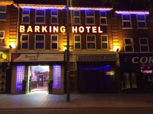 Barking Hotel