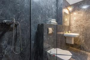 Top Floor View Penthouse