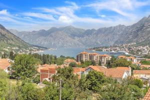 Apartments Mezini 11