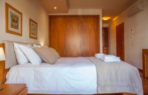 LuzBay 2 Bed Apartment