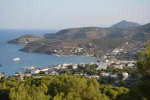 GOLDEN STAR Aegina Greece