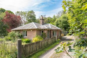 Two-Bedroom Bungalow (Pet Friendly) room in Bamff Ecotourism