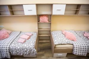 MINIDORM ROOMS IN HEART OF CITY CENTER