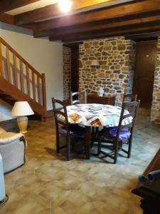 Maisons de vacances Les Roses Tremieres : photos des chambres