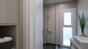 Absolute Athens ΙΧ