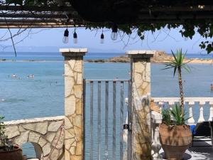 Villa Rena In Front of the Sea Ilia Greece