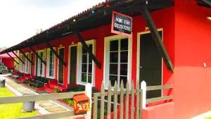 The SeaShell Chalet Melaka Kuala Sg Baru - Kampong Pengkalan Durian