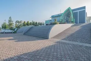 RedDoorz Syariah @ Sarongge Cianjur - Cibadak