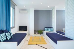 Mythodea Apartments