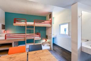 Hotels hotelF1 Annecy Argonay : photos des chambres