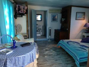 Maisons d'hotes L'oiseau Bleu a CALVI : photos des chambres