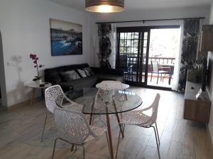 Beachside Jablillo y Cucharas