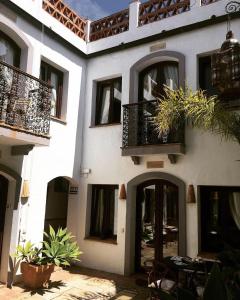 Darcilla Guest House