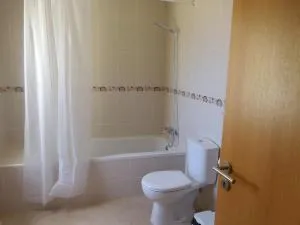 Casa Amarela - بيرا