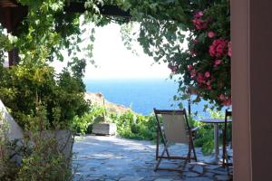 Niriides Studios Ikaria Greece