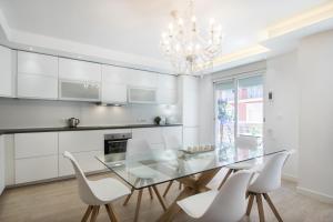 Stylish *NEW* Apartment in Alicante w 4 bedrooms