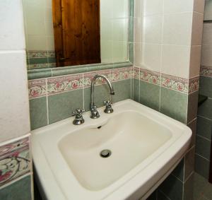 Two-Bedroom Apartment room in Le Querce