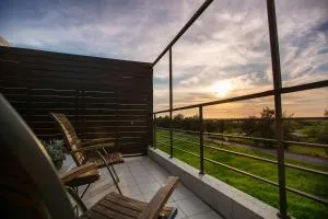 台南安平作夥憩海邊 Taiowan One Piece Anping House - Ti-erh-chien-ch'ang